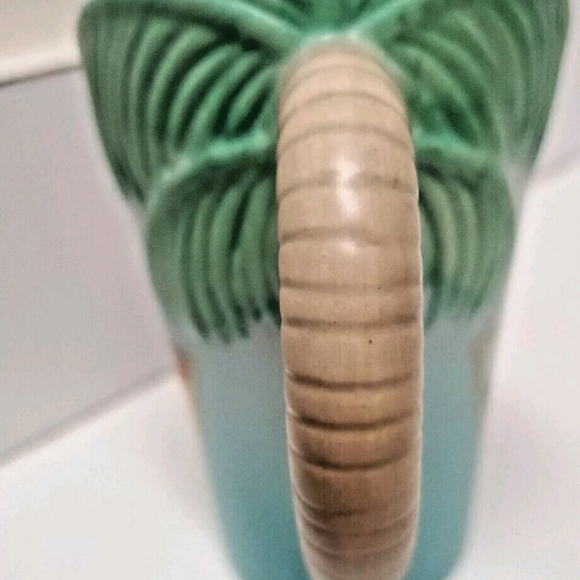 Las Vegas 1961 Souvenir Mug- Mandalay Bay w/Palm Tree Handle Vacation Decor - Picture 4 of 8